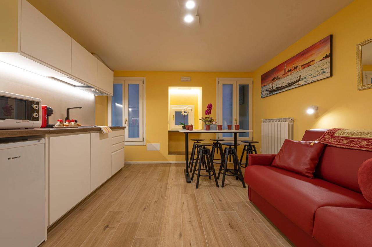 Nina Venice Apartment Екстер'єр фото
