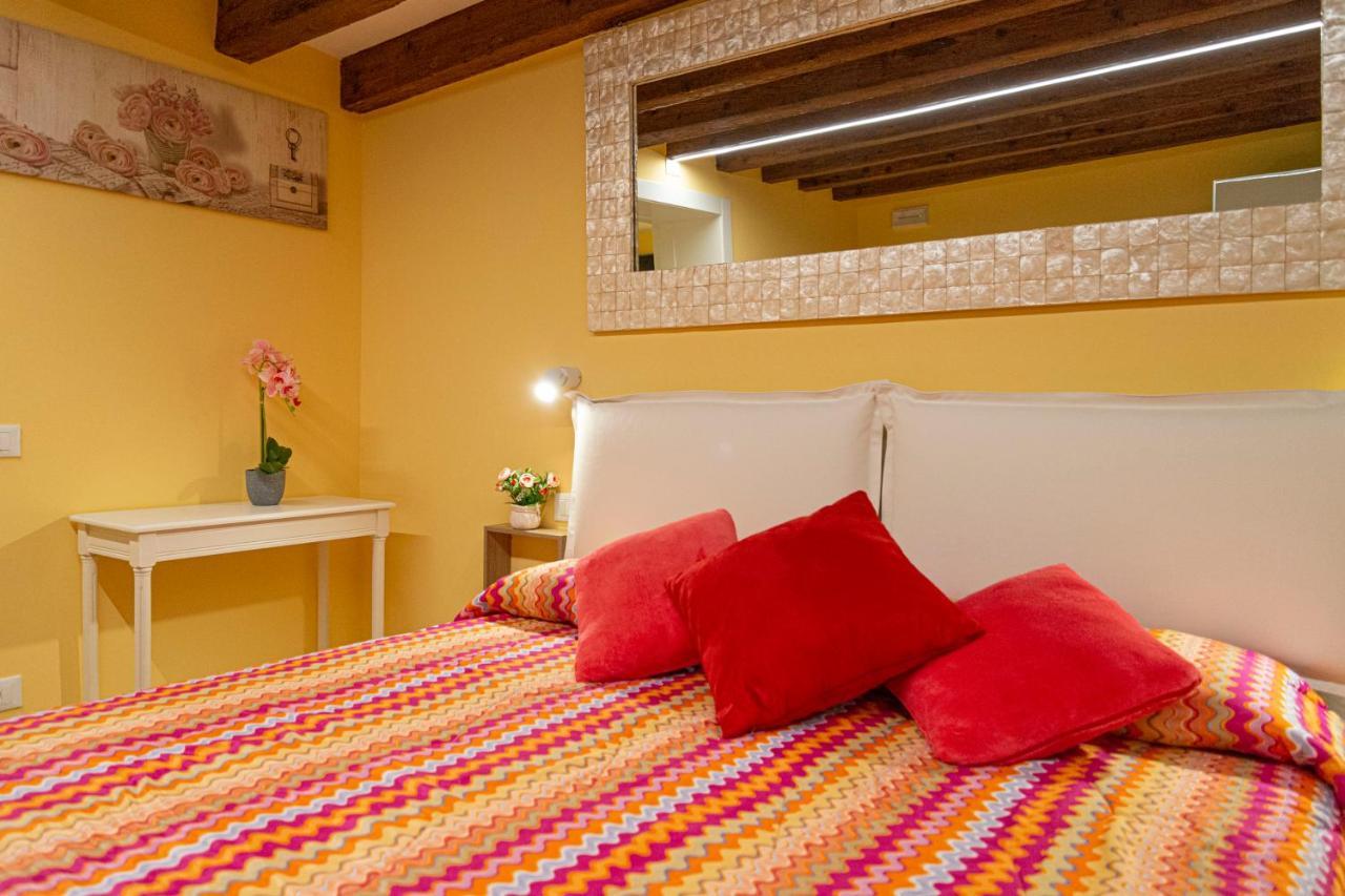 Nina Venice Apartment Екстер'єр фото