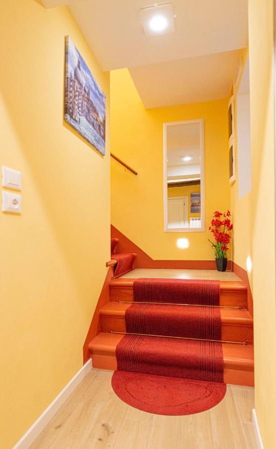 Nina Venice Apartment Екстер'єр фото