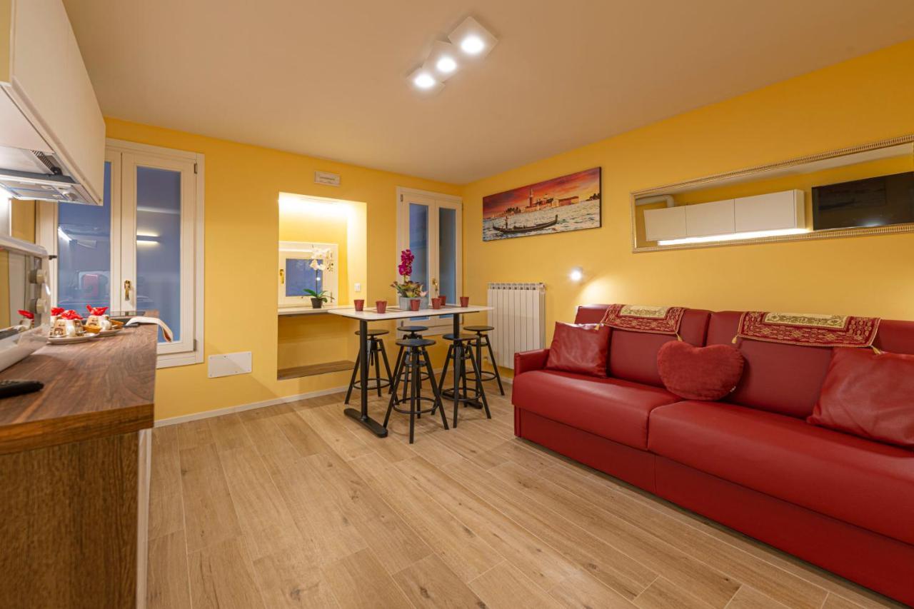 Nina Venice Apartment Екстер'єр фото